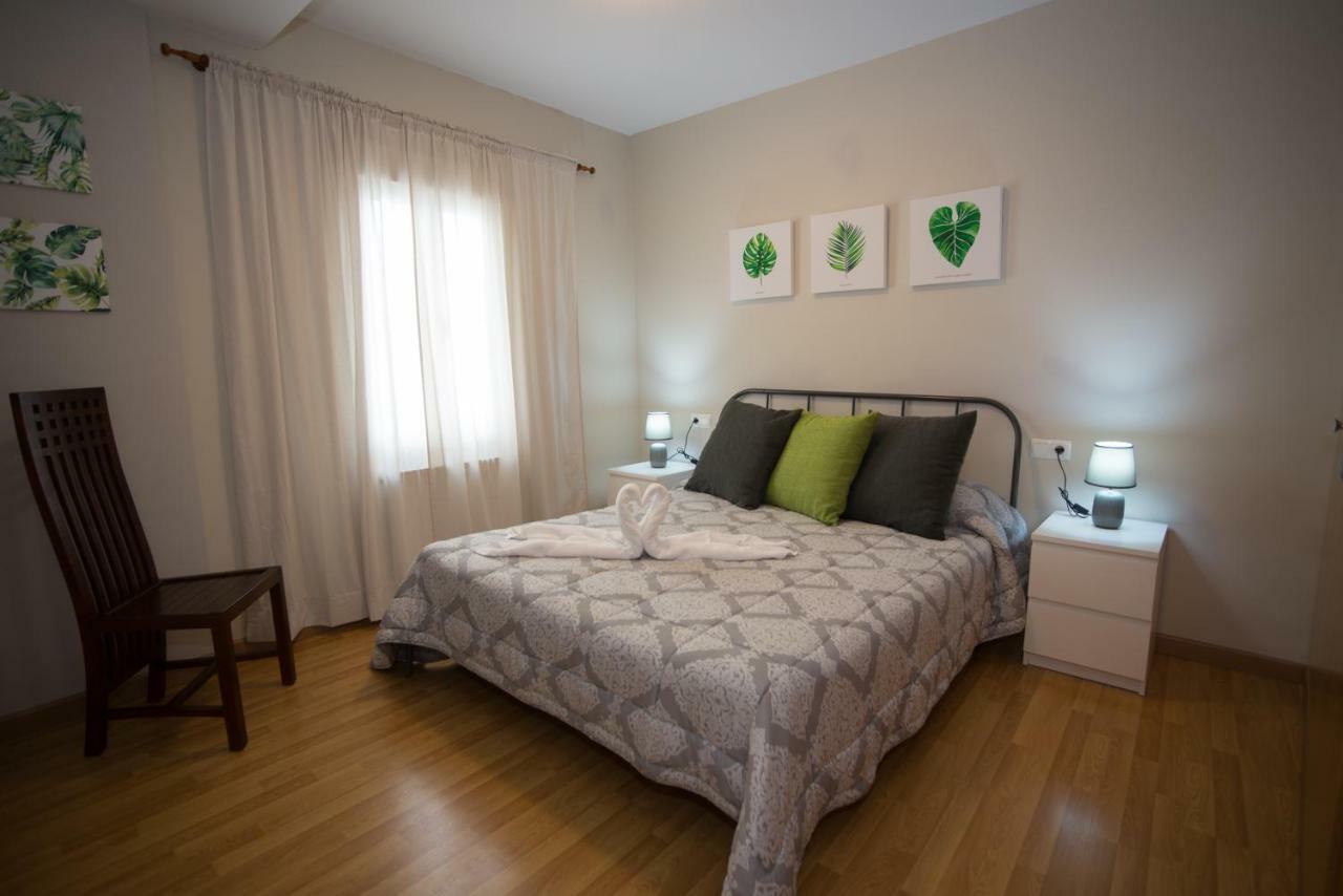 Chantria Teruel Bagian luar foto